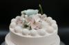 Свадебный торт с сахарными цветами 
